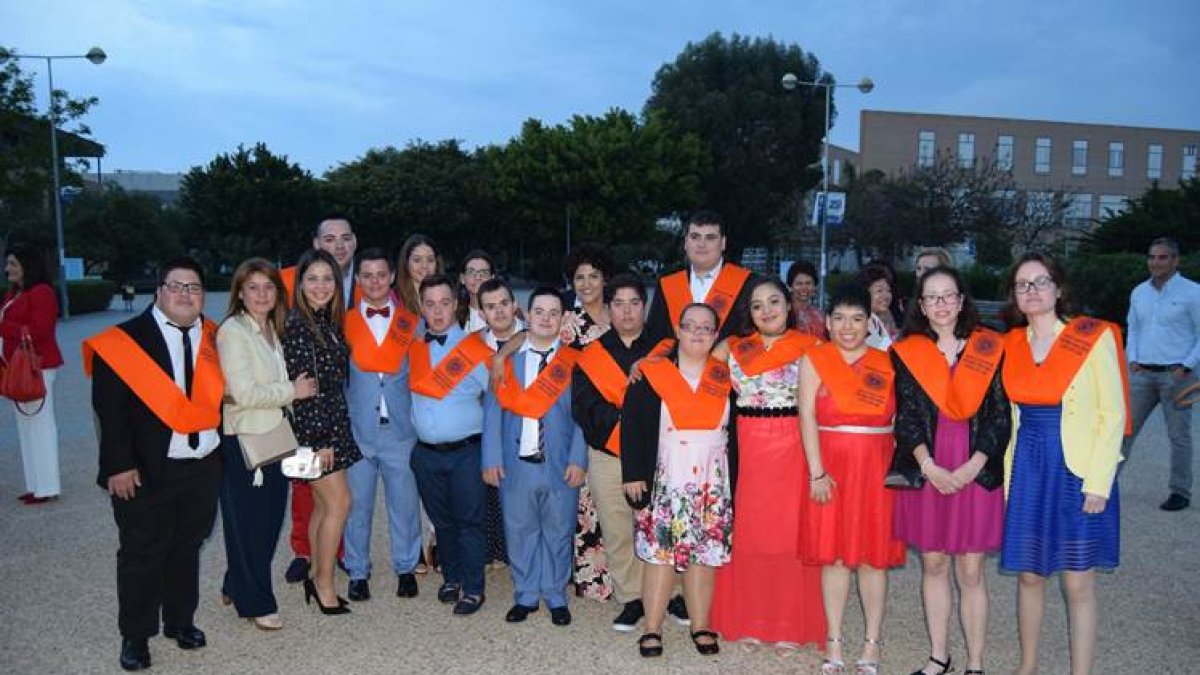 Los alumnos con discapacidad intelectual que se han graduado en la UAL.