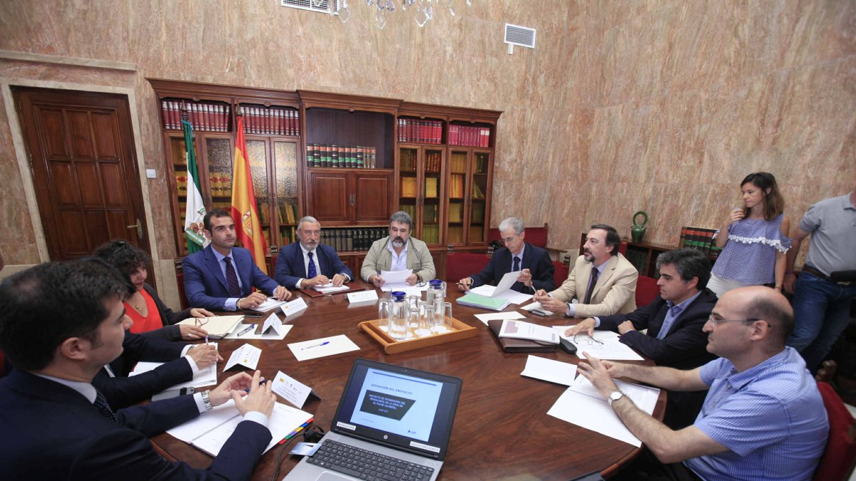 Reunión de Almería Alta Velocidad realizada el pasado verano