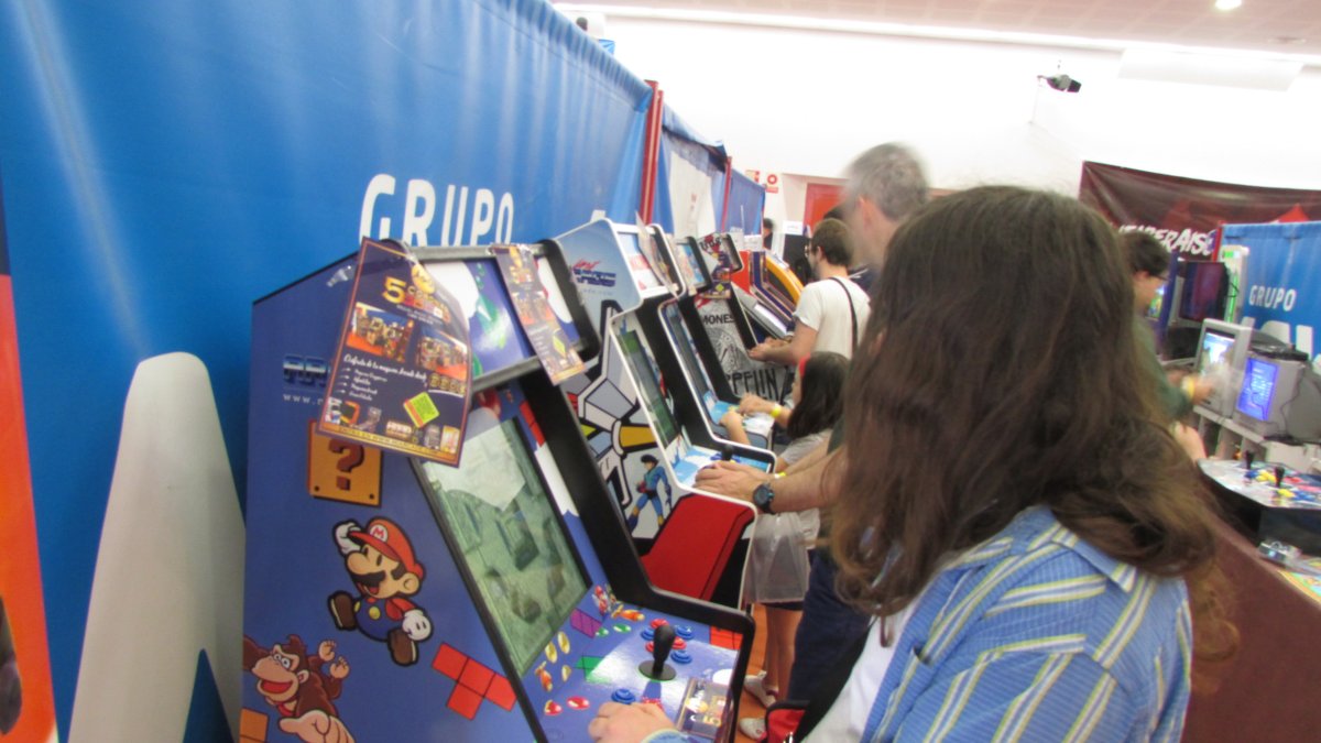 Las máquinas arcade, difíciles de encontrar ya, representaban uno de los grandes atractivos de esta convención.