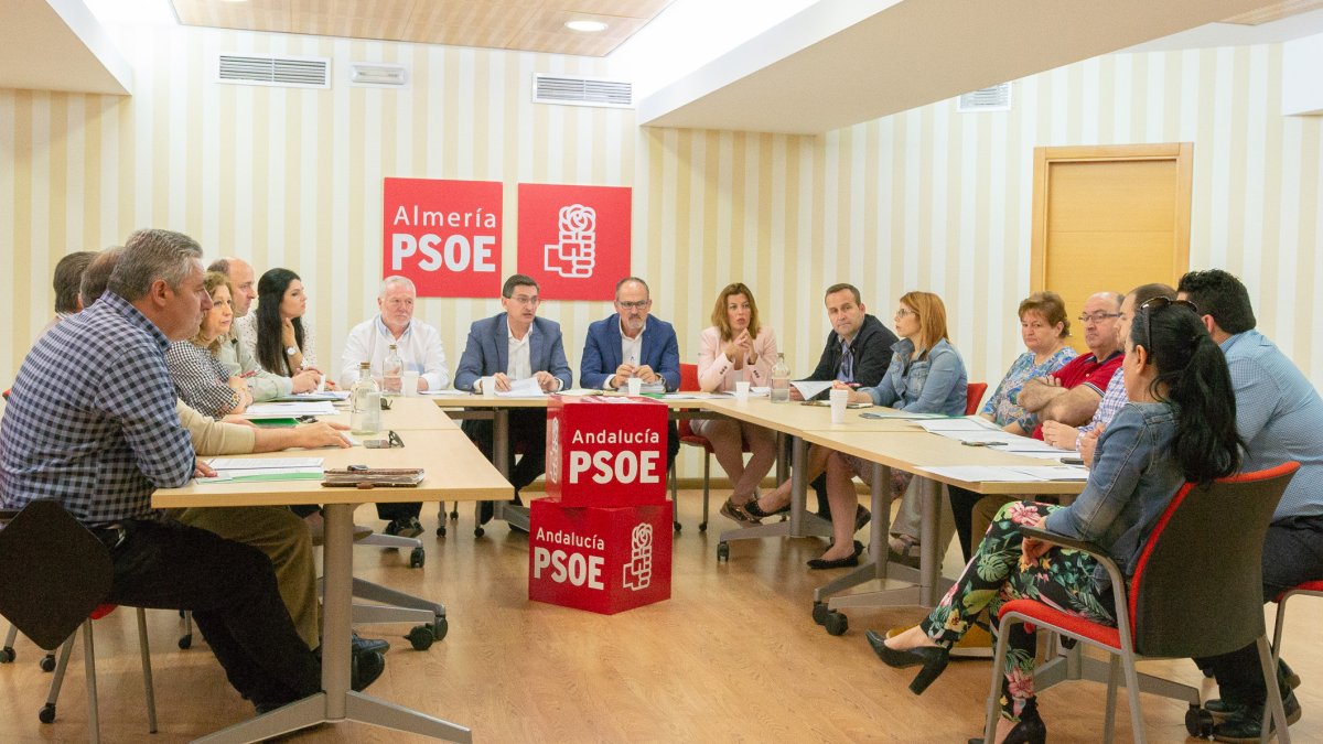 Reunión en la sede del PSOE.