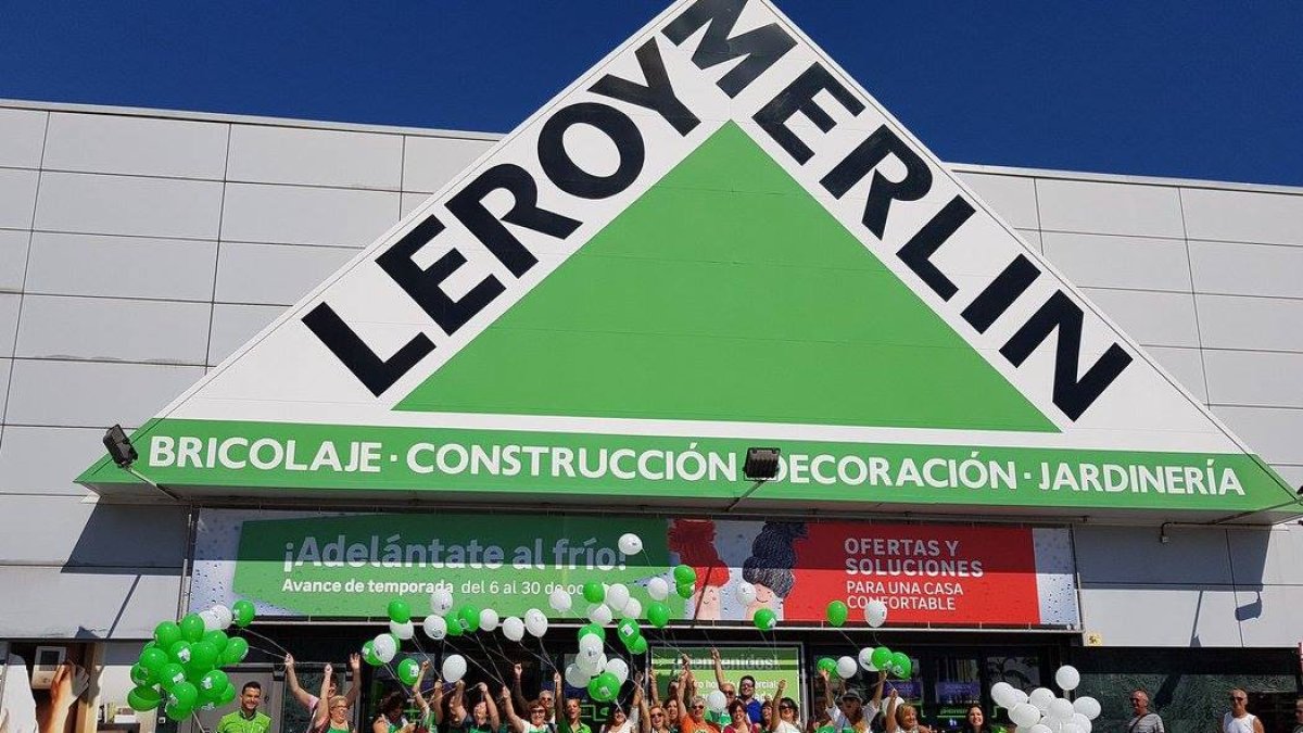 Actividad realizada en la tienda de Leroy Merlin en Roquetas de Mar.
