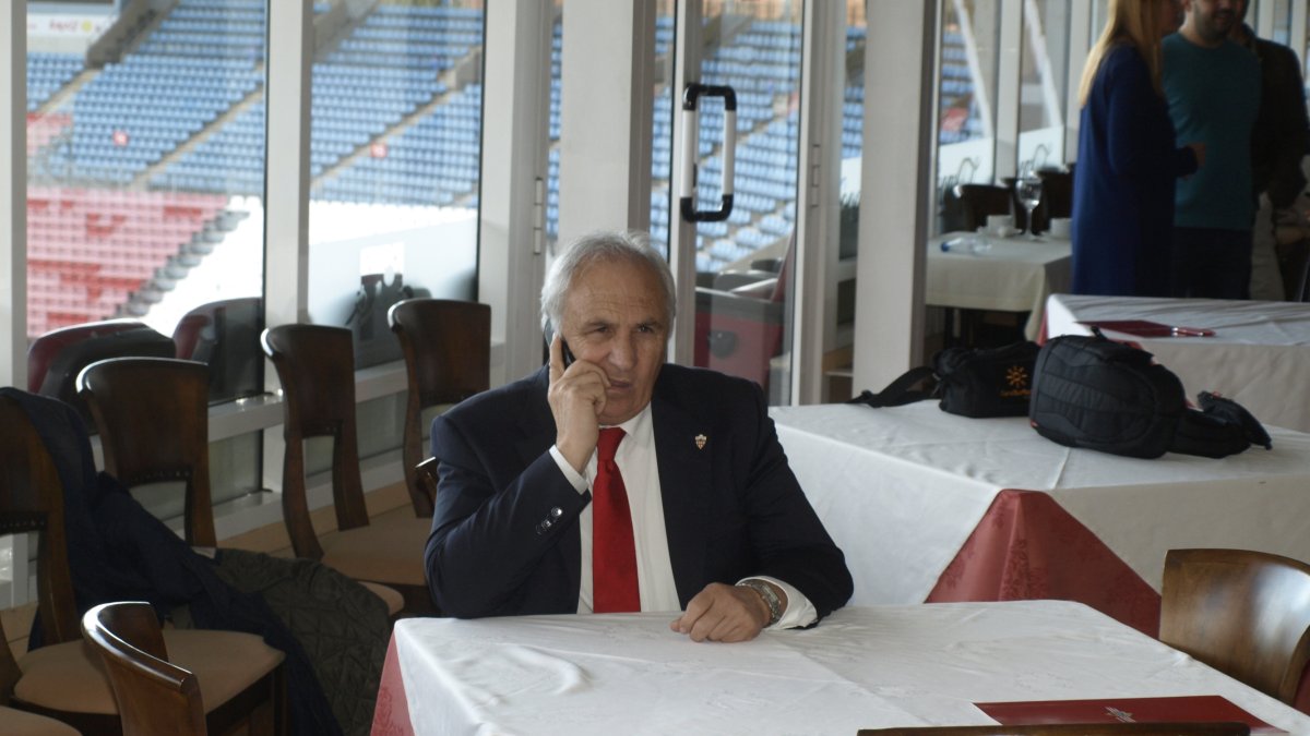 Alfonso García espera una llamada del primera valiente.