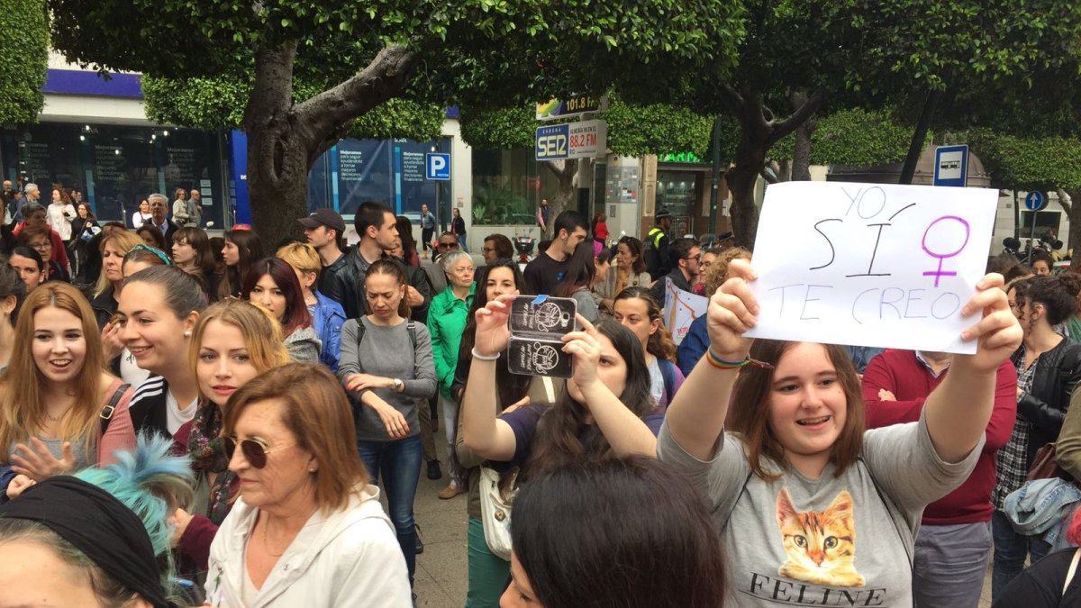 Participantes en la última concentración feminista, a raíz en este caso de la sentencia de La Manada, el pasado 26 de abril.