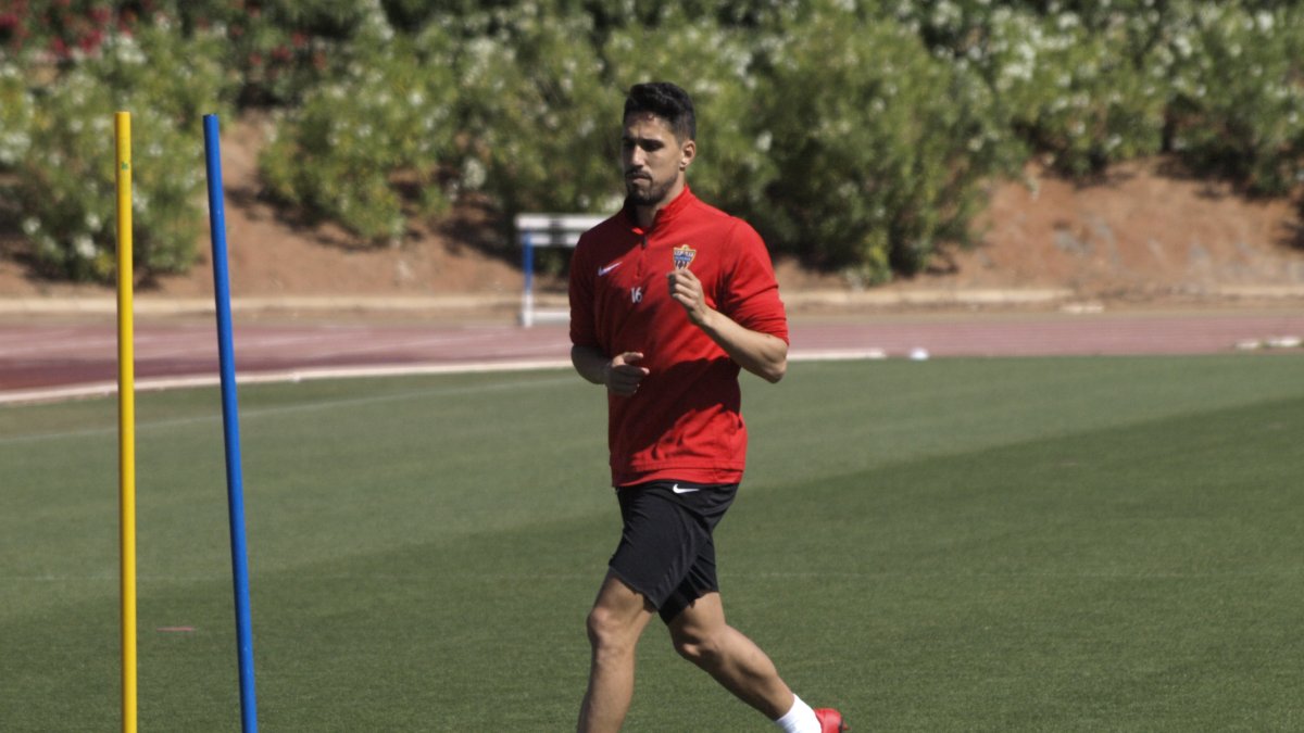Fidel Chaves en el entrenamiento.