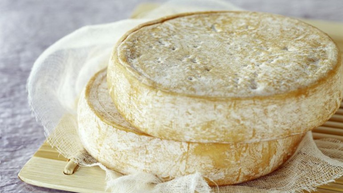 Sanidad ha retirado algunos lotes de queso Reblochon.