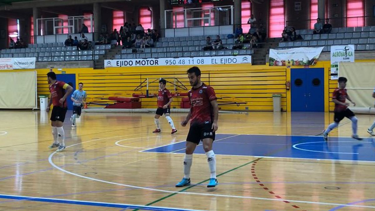 Los celestes deleitaron a sus aficionados.