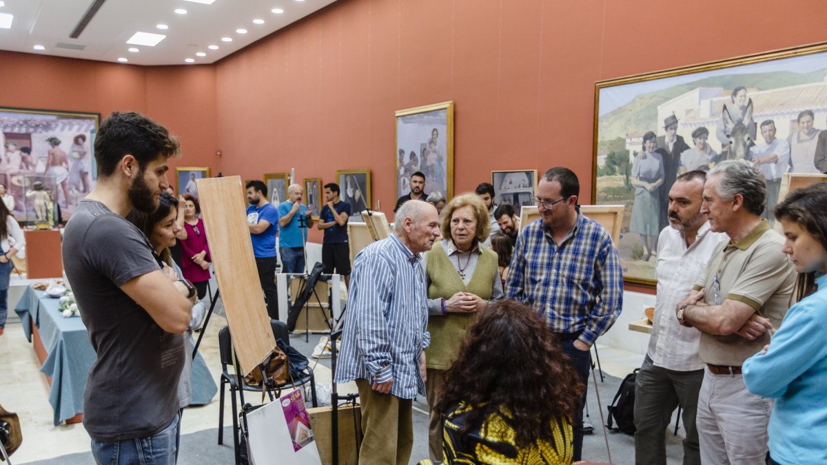 Antonio López, junto a Andrés García Ibáñez, preparando el comienzo del curso.