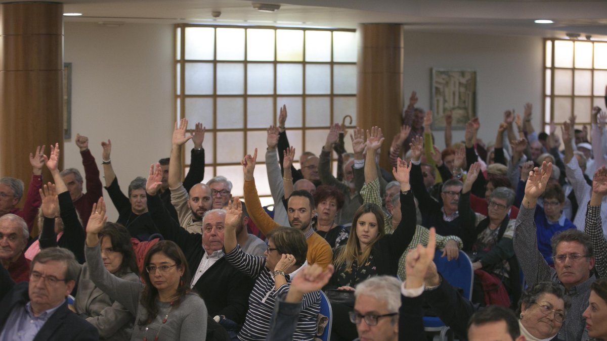 Asamblea local del PSOE.