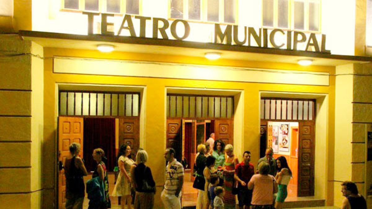 Teatro municipal de Tabernas, donde esta noche se celebra la gala.