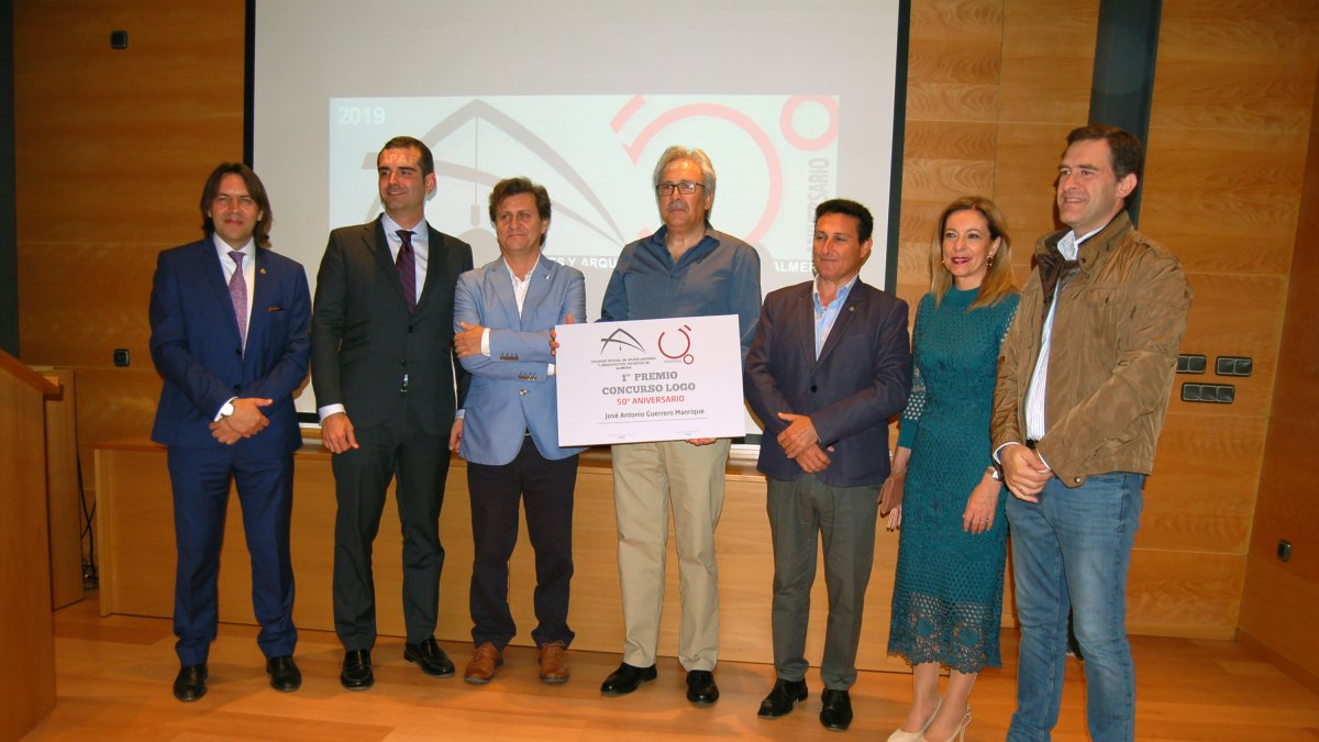 Celebración de la festividad del Colegio de Aparejadores de Almería.