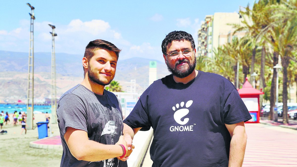 Claudiu Valentín, actual presidente, e Ismael Olea, fundador.