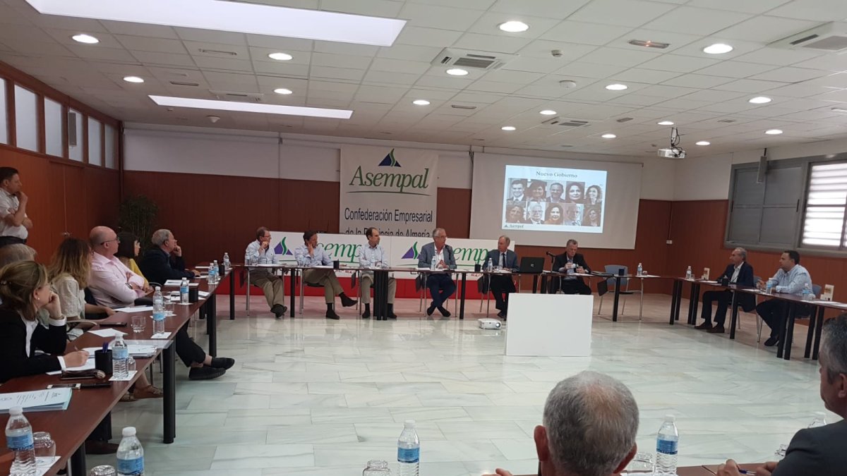 Reunión del Consejo de Asempal.