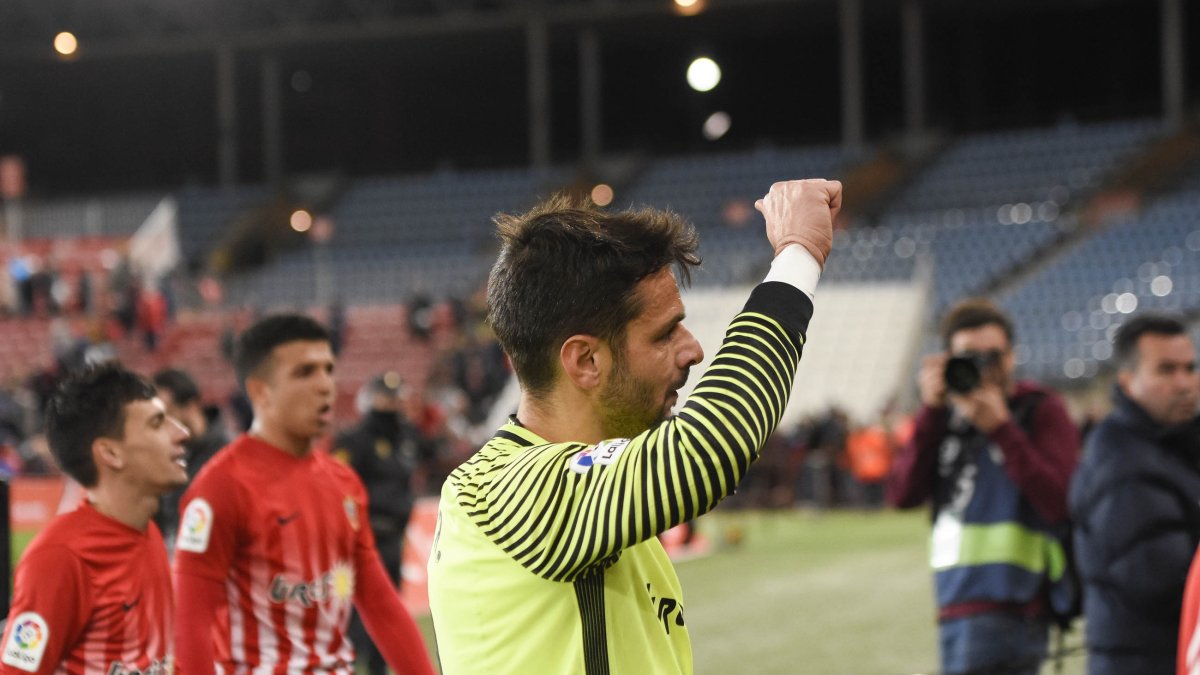 René Román ha sido el mejor del Almería.