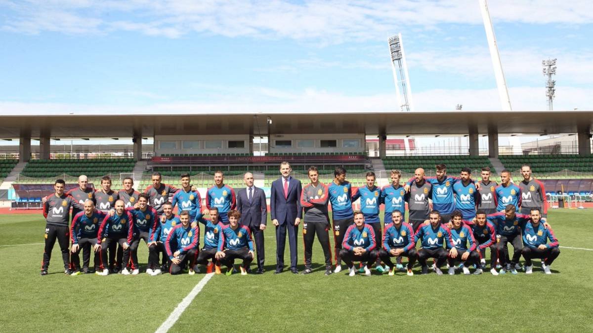 Foto de familia antes de marcharse a Rusia.