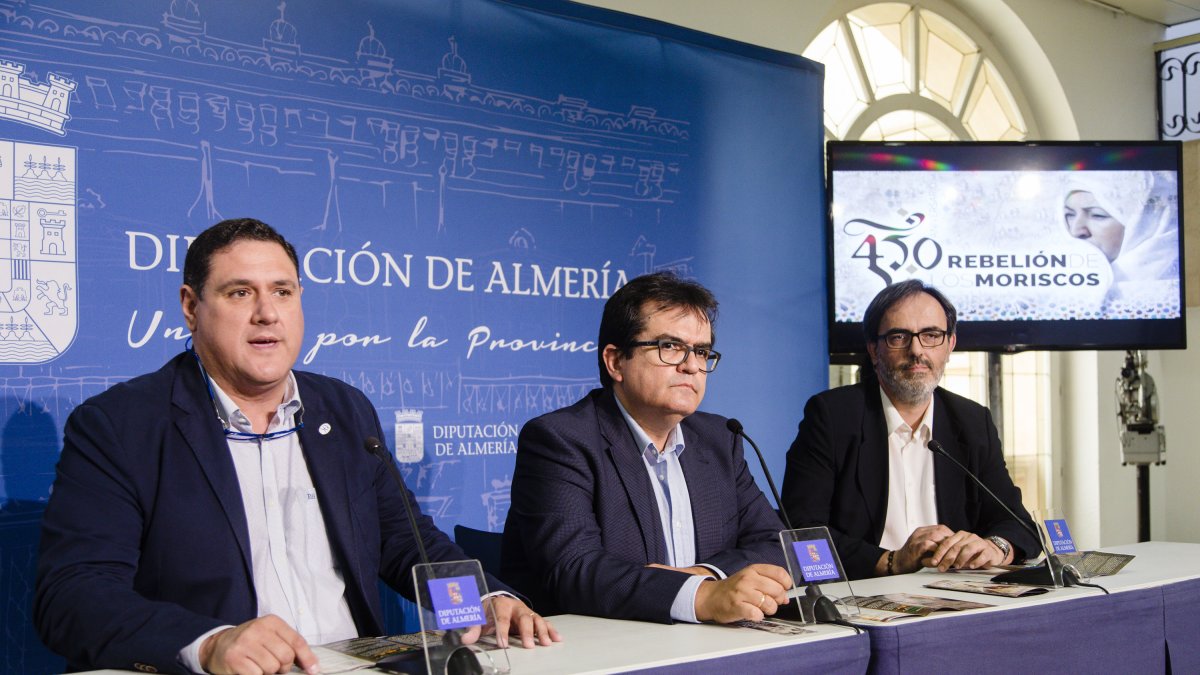 Presentación del 450 aniversario de la rebelión de los moriscos, ayer en Diputación.
