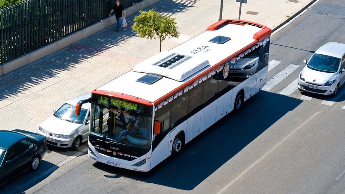 Imagen de archivo de un autobús de Surbus.