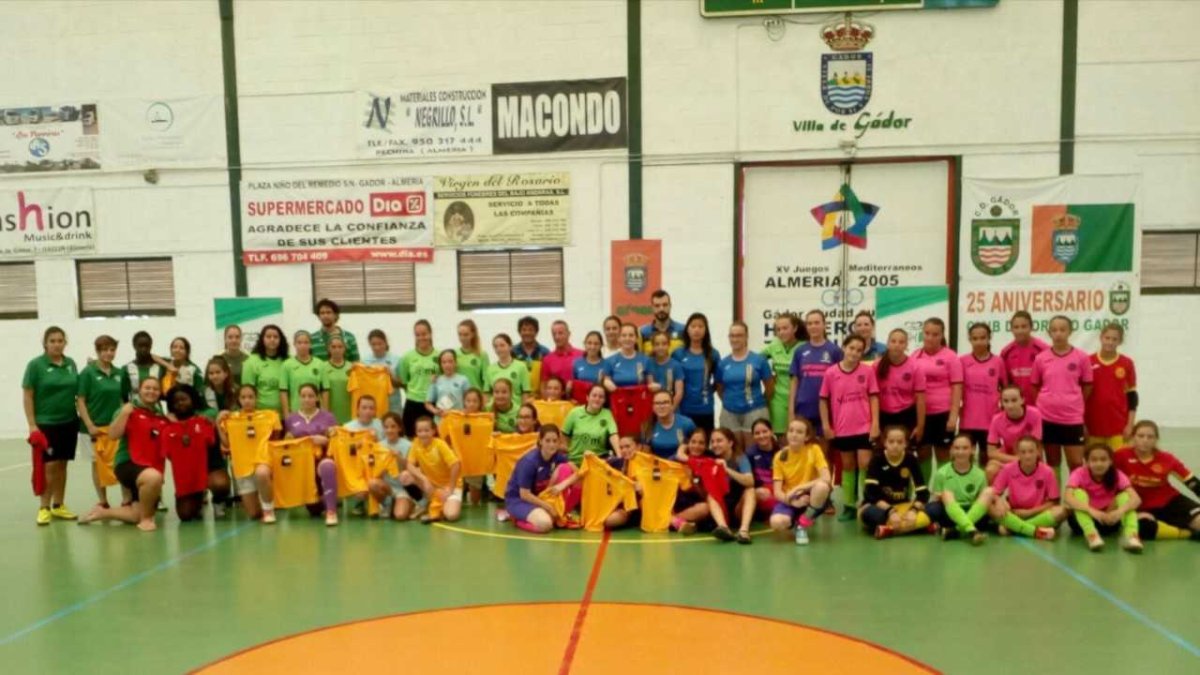 La gran familia del fútbol sala en Gádor.