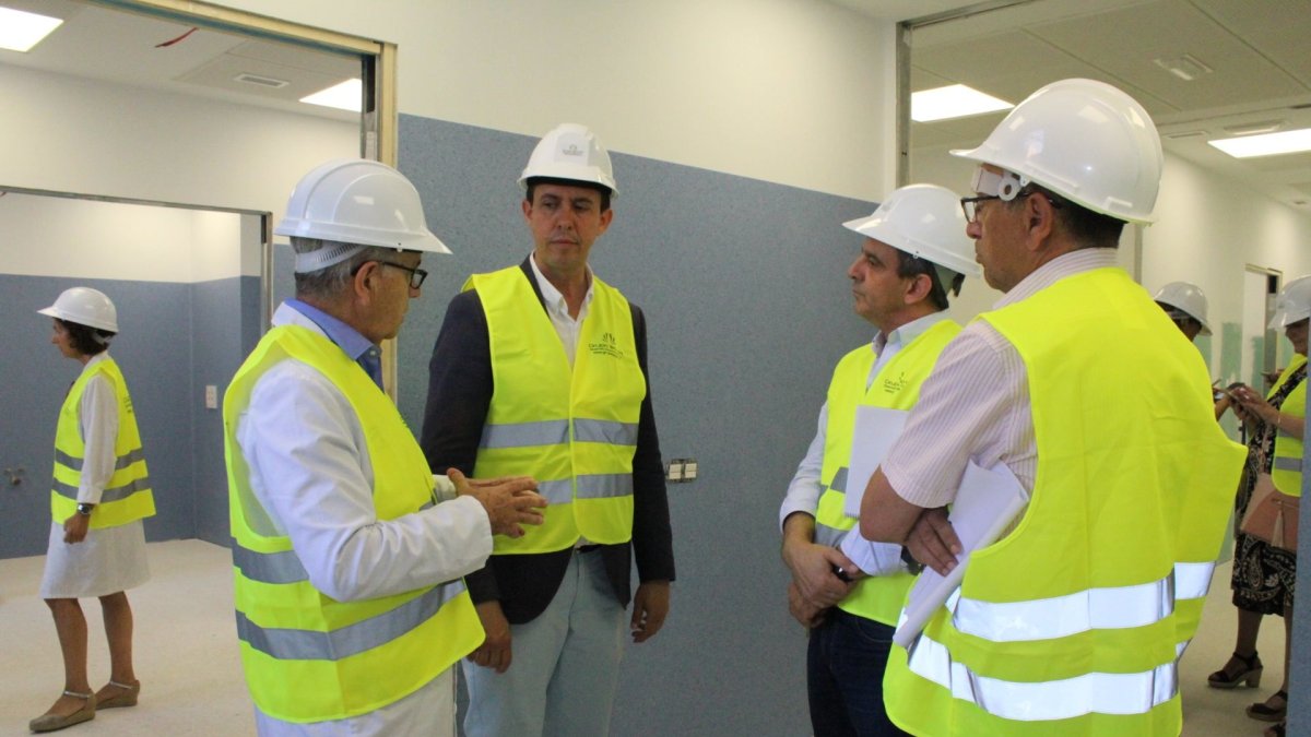 Visita a las obras de ampliación de las Urgencias de Torrecárdenas.