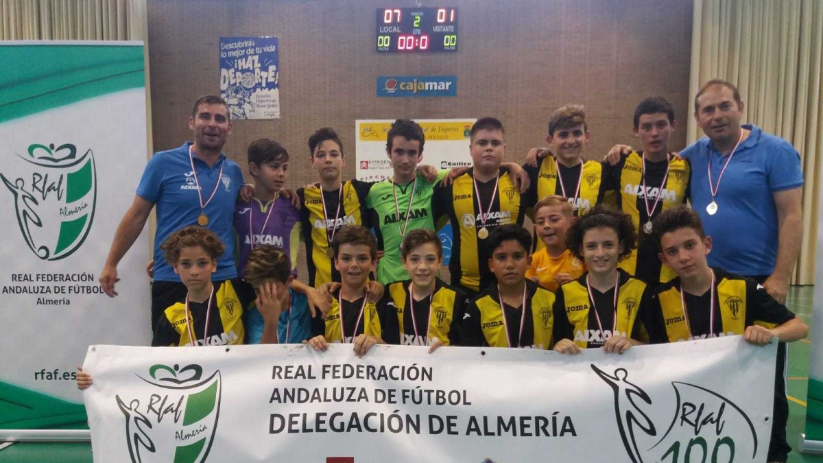 Los actuales campeones de Andalucía juegan en casa.