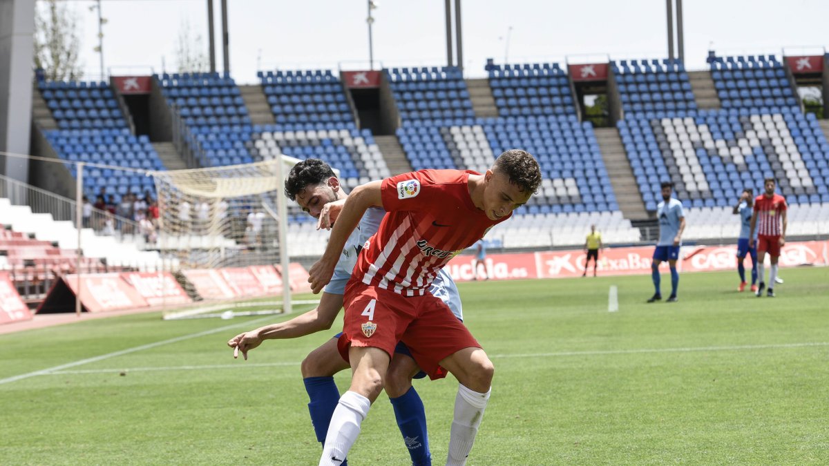 Sofian Chakla en el partido contra el Villarrobledo.