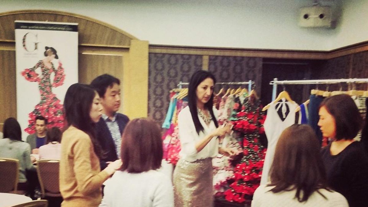 María Josefa Caparrós, gerente de Voss Flamenco, durante una visita comercial a Tokyo