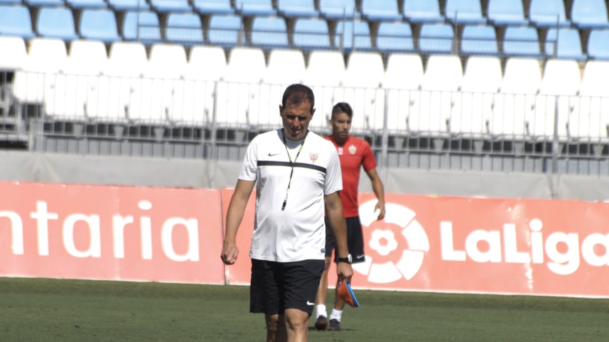Esteban Navarro entrenando en el Mediterráneo.