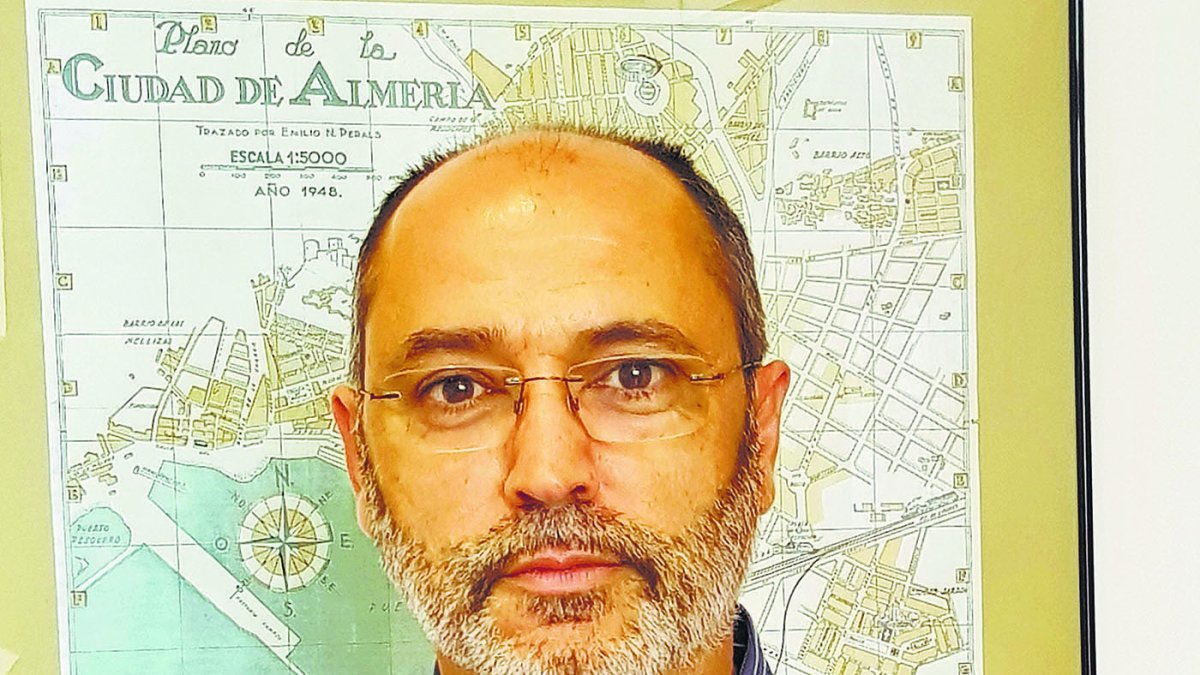 Pedro Asensio, profesor y escritor.
