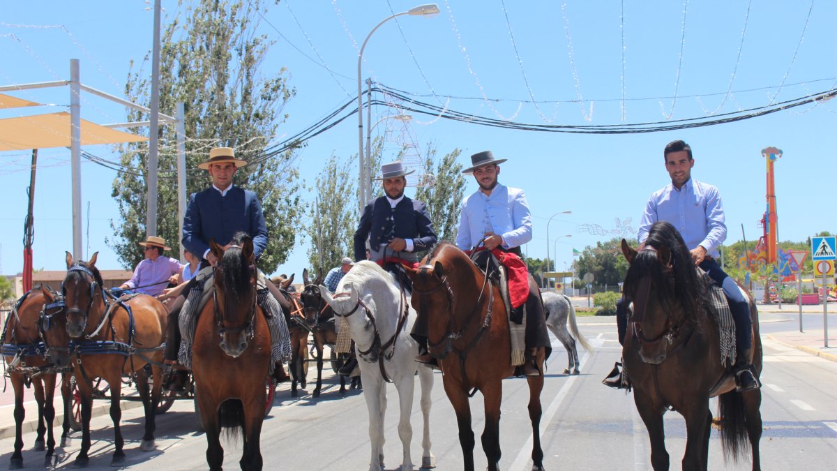 Participantes en el paseo a caballo durante su edición de estreno el año pasado.