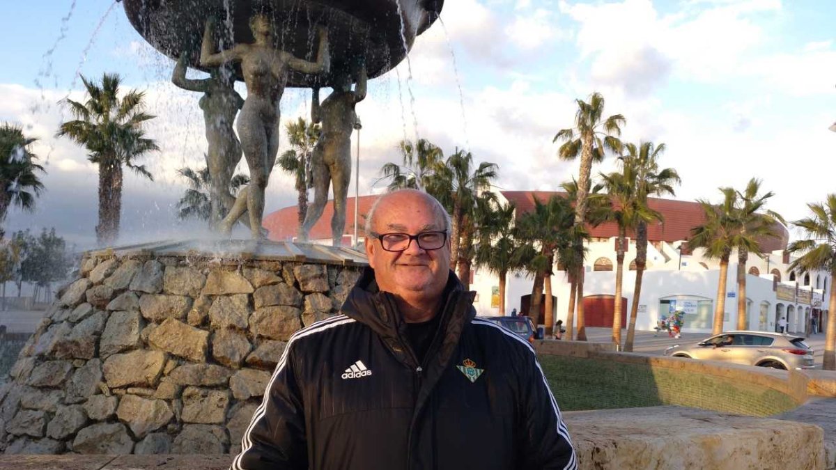 Rogelio Pomares, Balbino, siempre viendo fútbol.
