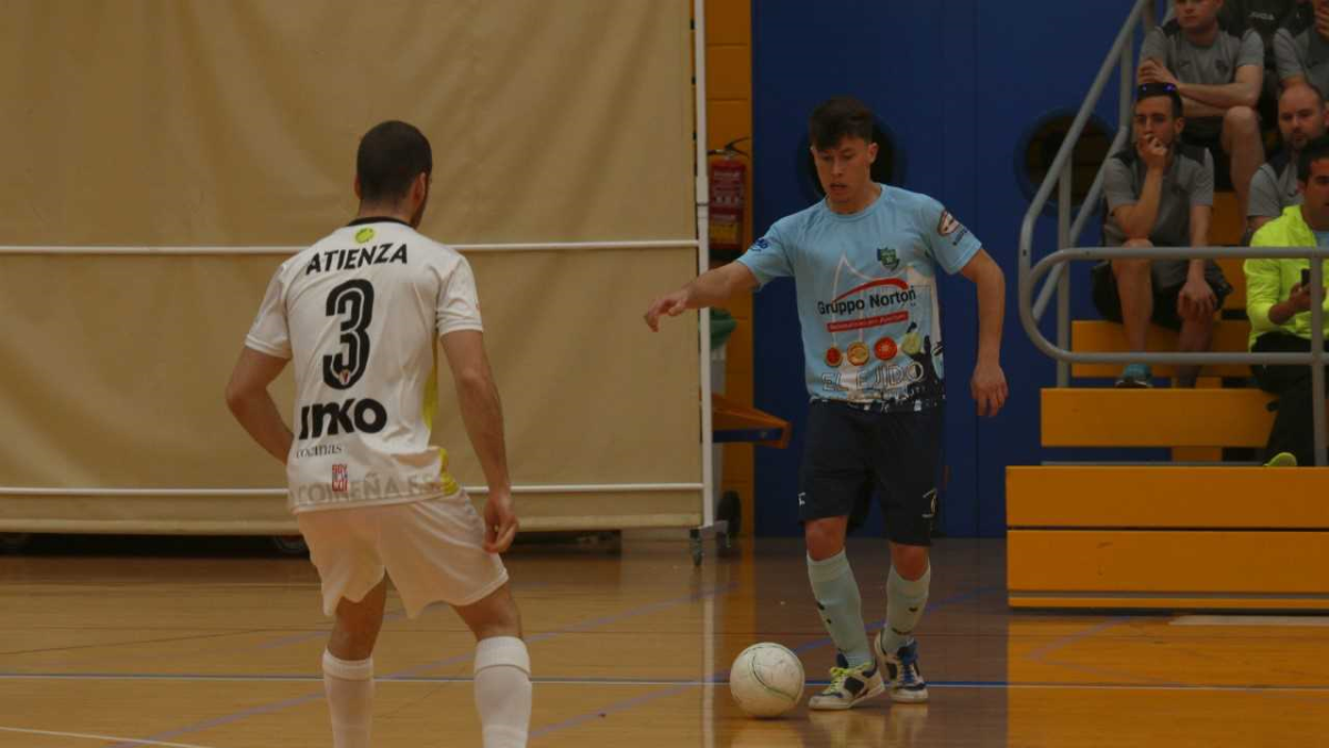 El jugador celeste en acción.