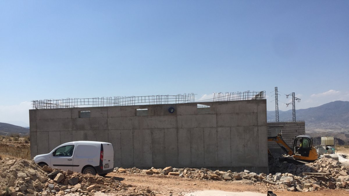 Obras del nuevo depósito.