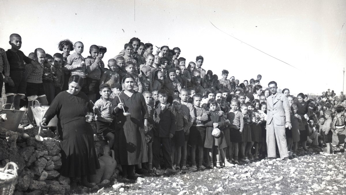 Imagen de Domingo Fernández Mateos tomada en la Sierra de María durante las colonias de 1935.