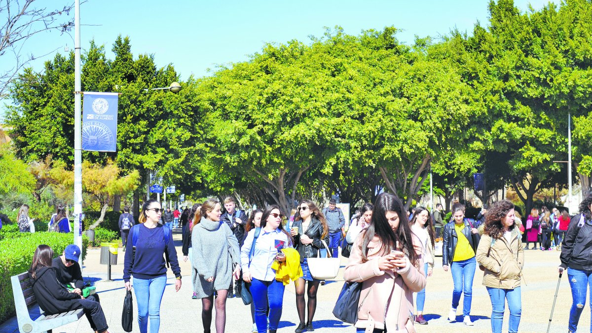 La UAL se consolida como el entorno ideal para disfrutar de la etapa universitaria.