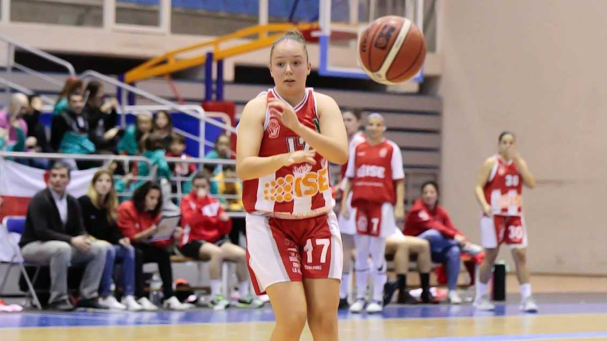 Lucía Torres también se apunta.
