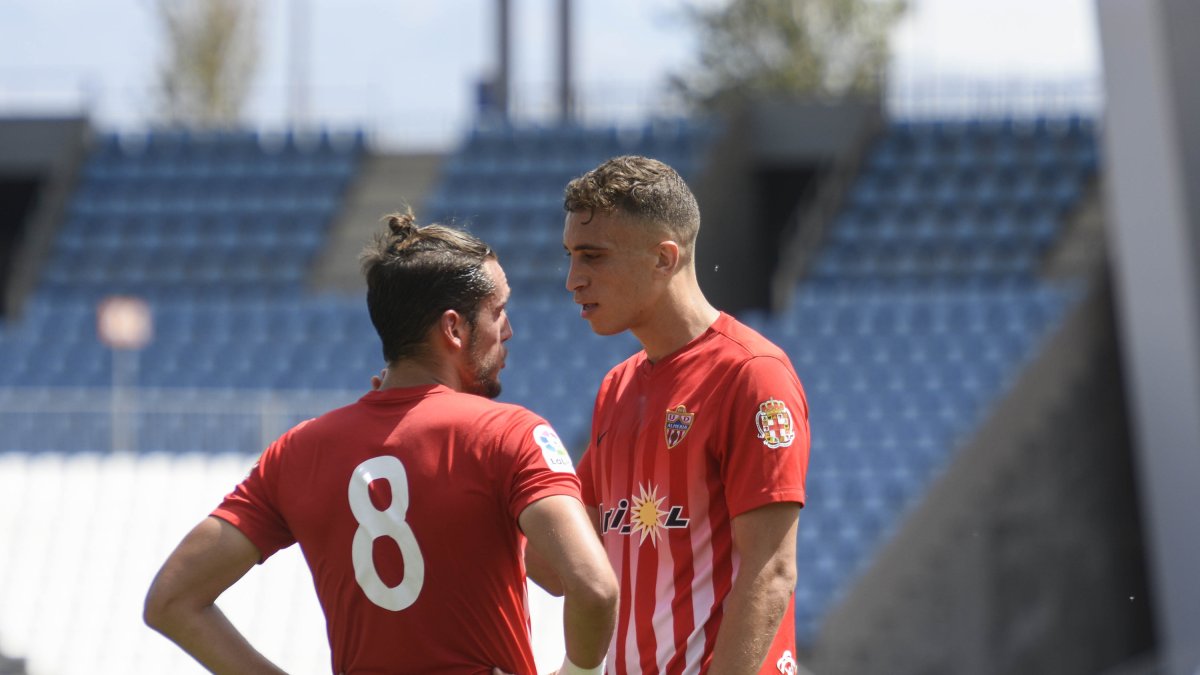 Corredera y Sofian dicen adiós al Almería.