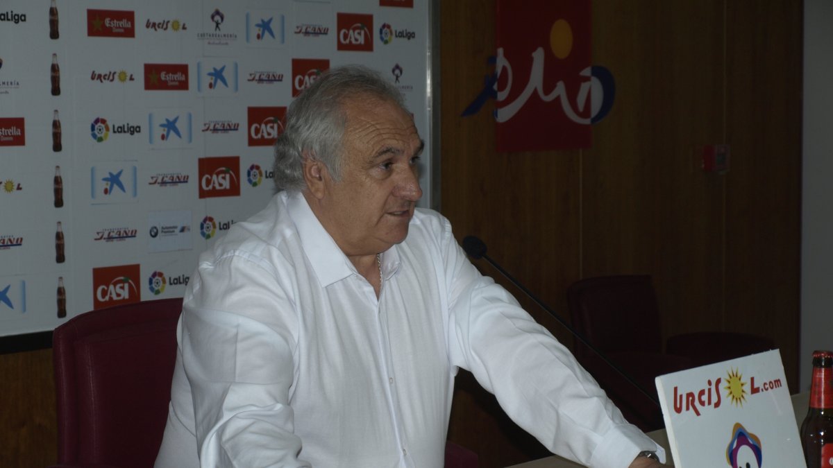 Alfonso García quiere cambiar la dinámica del Almería.