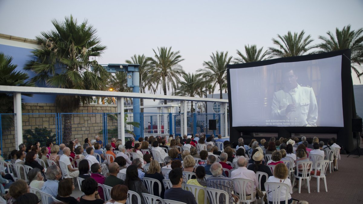 Retransmisión de una ópera desde las Almadrabillas el verano pasado.