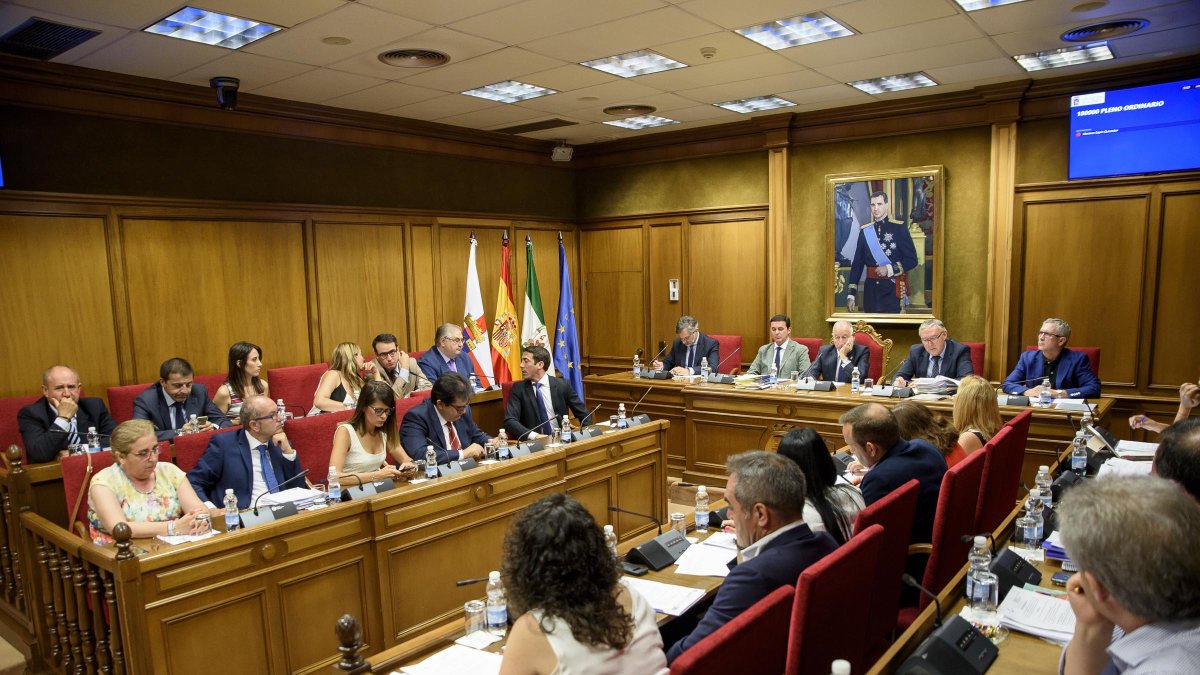 El Pleno ha estrenado un sistema de videoactas para registrar electrónicamente las sesiones.