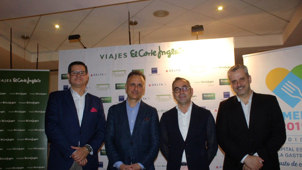 Juan Gutiérrez, director regional; Gregorio Moreno, director comercial; Javier Carrillo, director Almería; y David Sánchez, jefe de oficina.