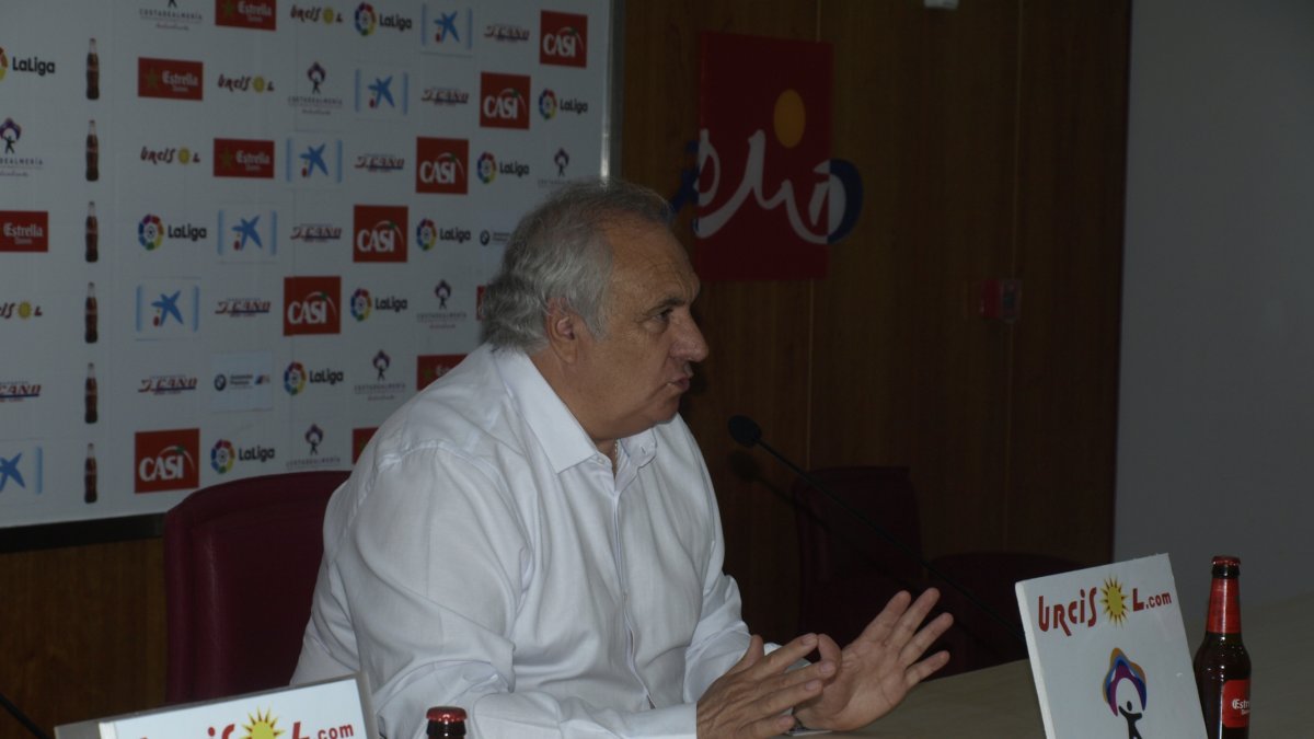 Alfonso García anuncia una temporada difícil.