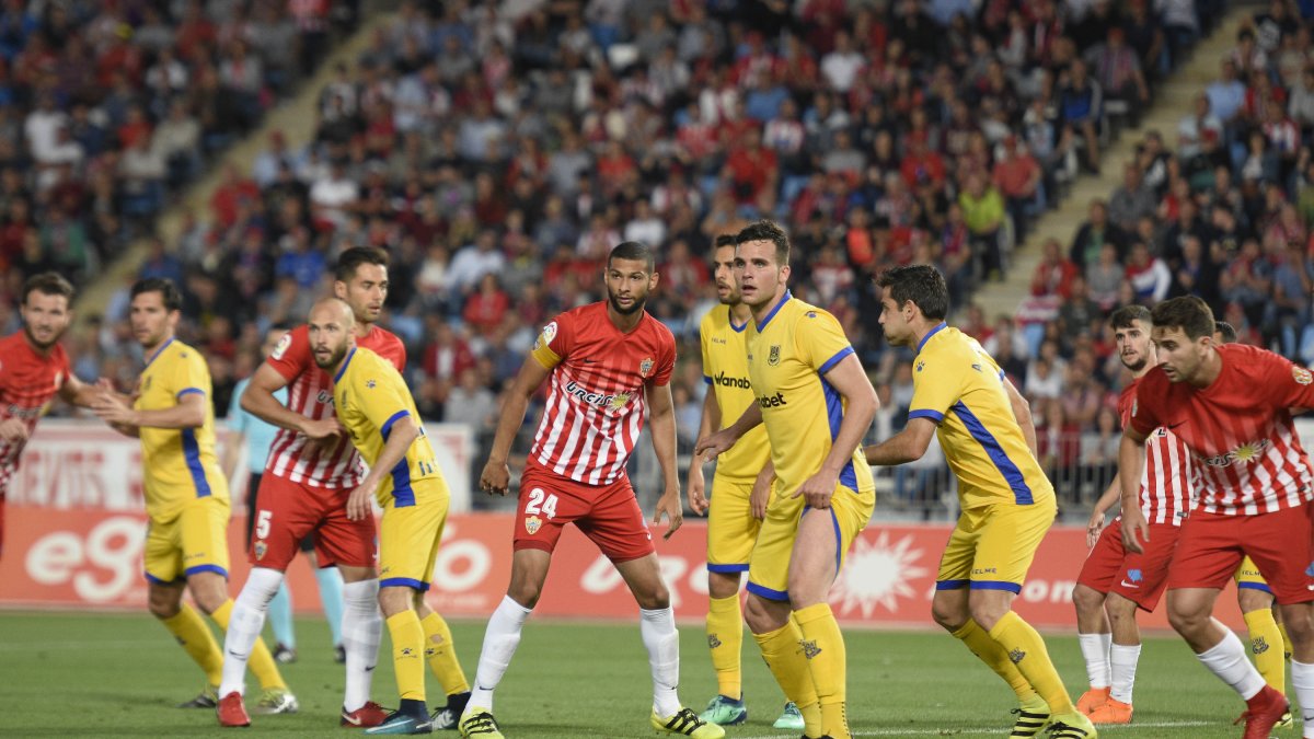 Hombres como Joaquín y Álvaro Giménez pueden dejar dinero en el club.