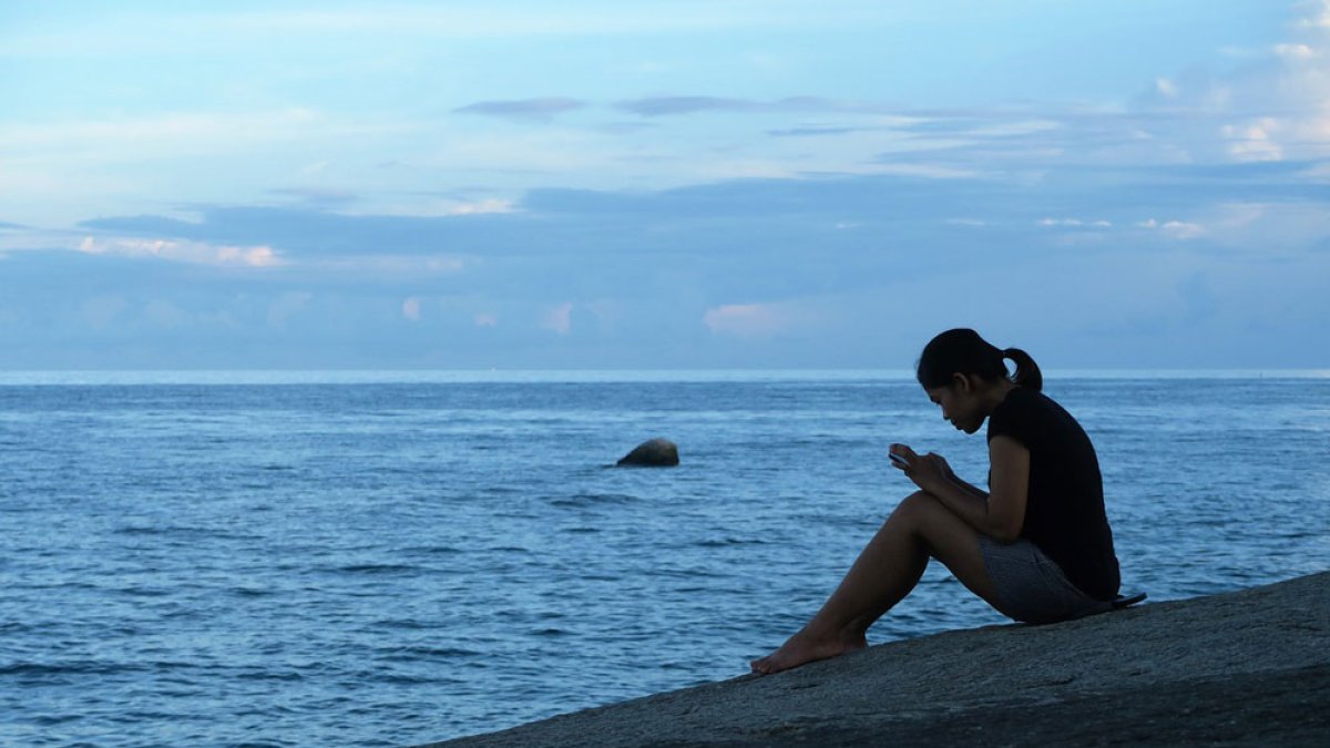 Conectarse a la red desde la playases un valor añadido para algunos turistas.