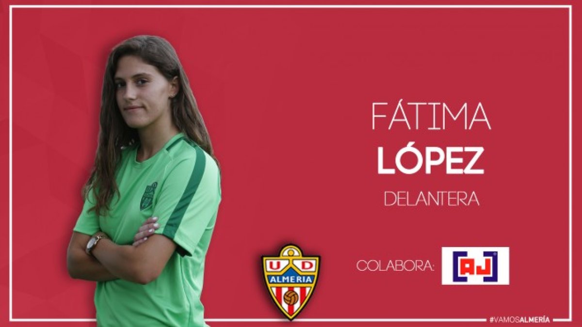 Fátima López, delantera del equipo femenino de la Fundación.