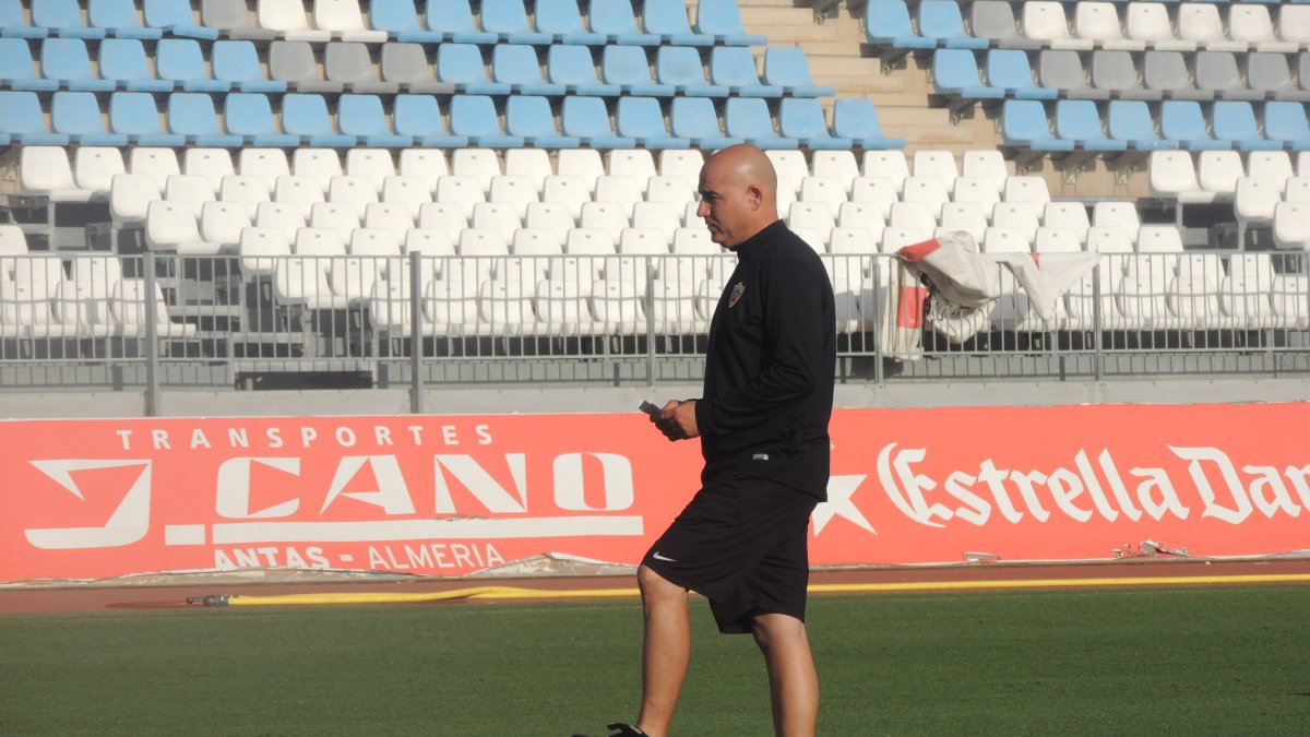 Miguel Compán en el Estadio de los Juegos Mediterráneos.