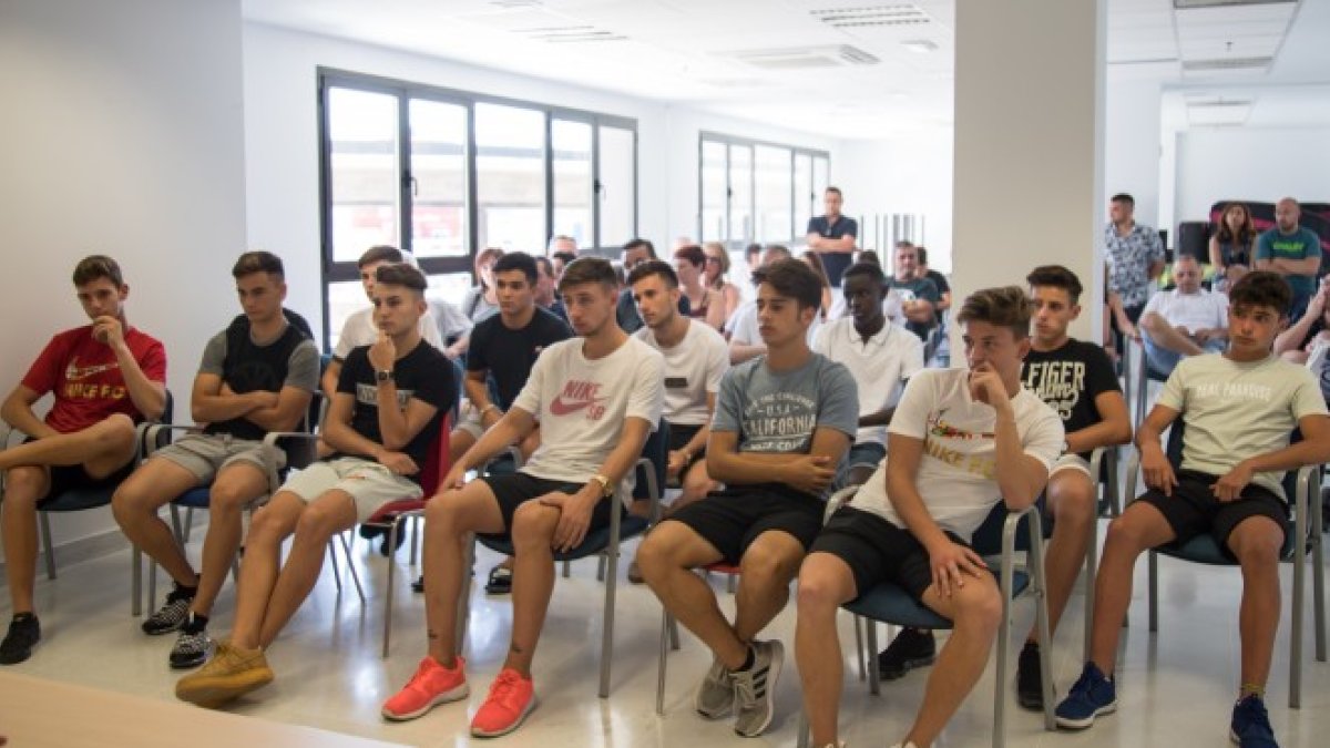 Los canteranos en Civitas.