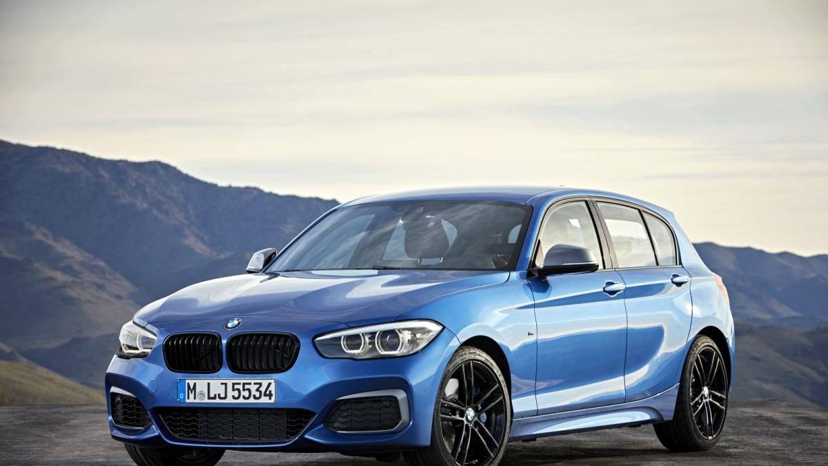 Descuentos en los modelos de tres y cinco puertas.