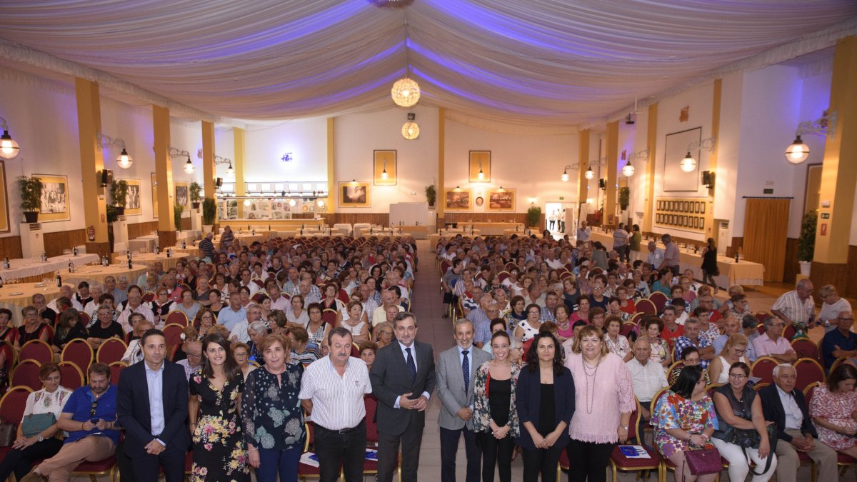 Encuentro  con usuarios de los Servicios Sociales.