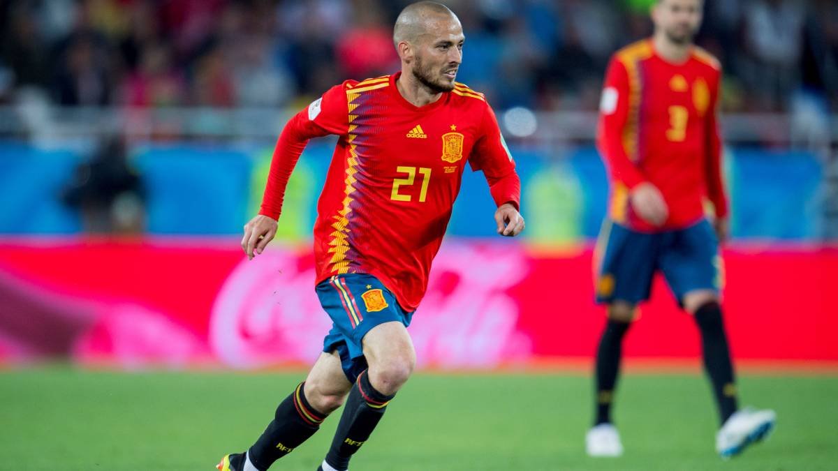 Silva sigue los pasos de Piqué.