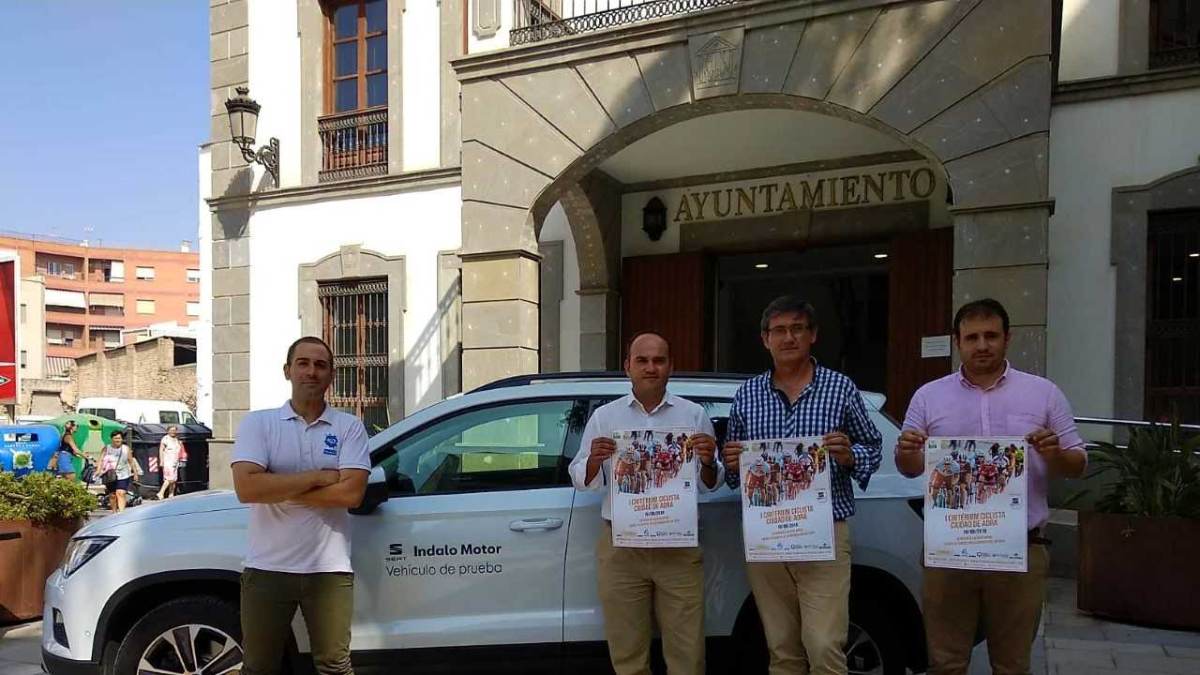 Presentación en el ayuntamiento de Adra.