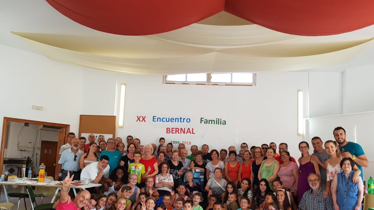 Asistentes al encuentro celebrado este verano.